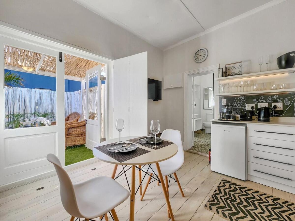 Apartment Visually Stunning