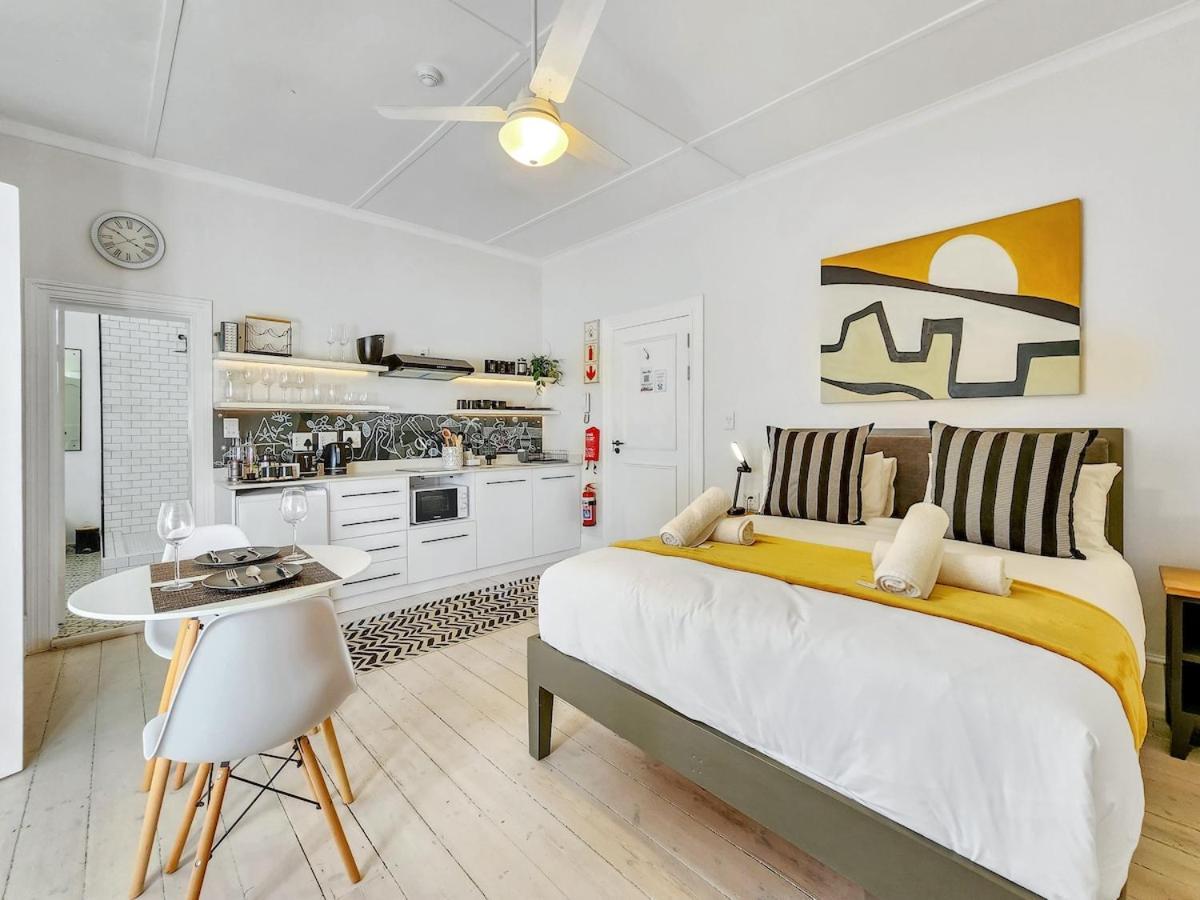 Visually Stunning Apartment
